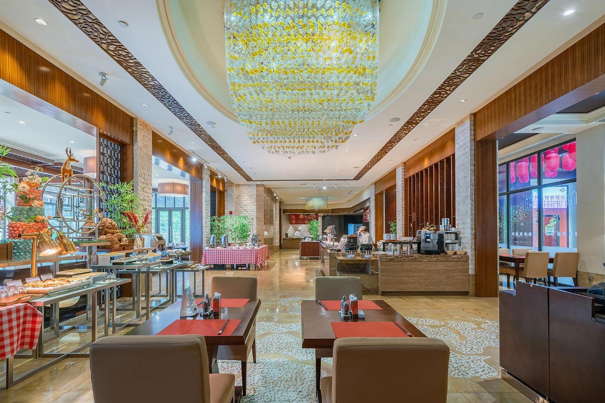 Holiday Inn Resort Chaohu Hot Spring By Ihg Hefei Exterior foto