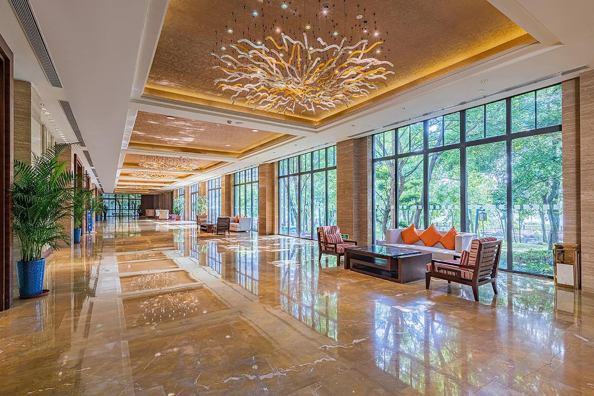 Holiday Inn Resort Chaohu Hot Spring By Ihg Hefei Exterior foto