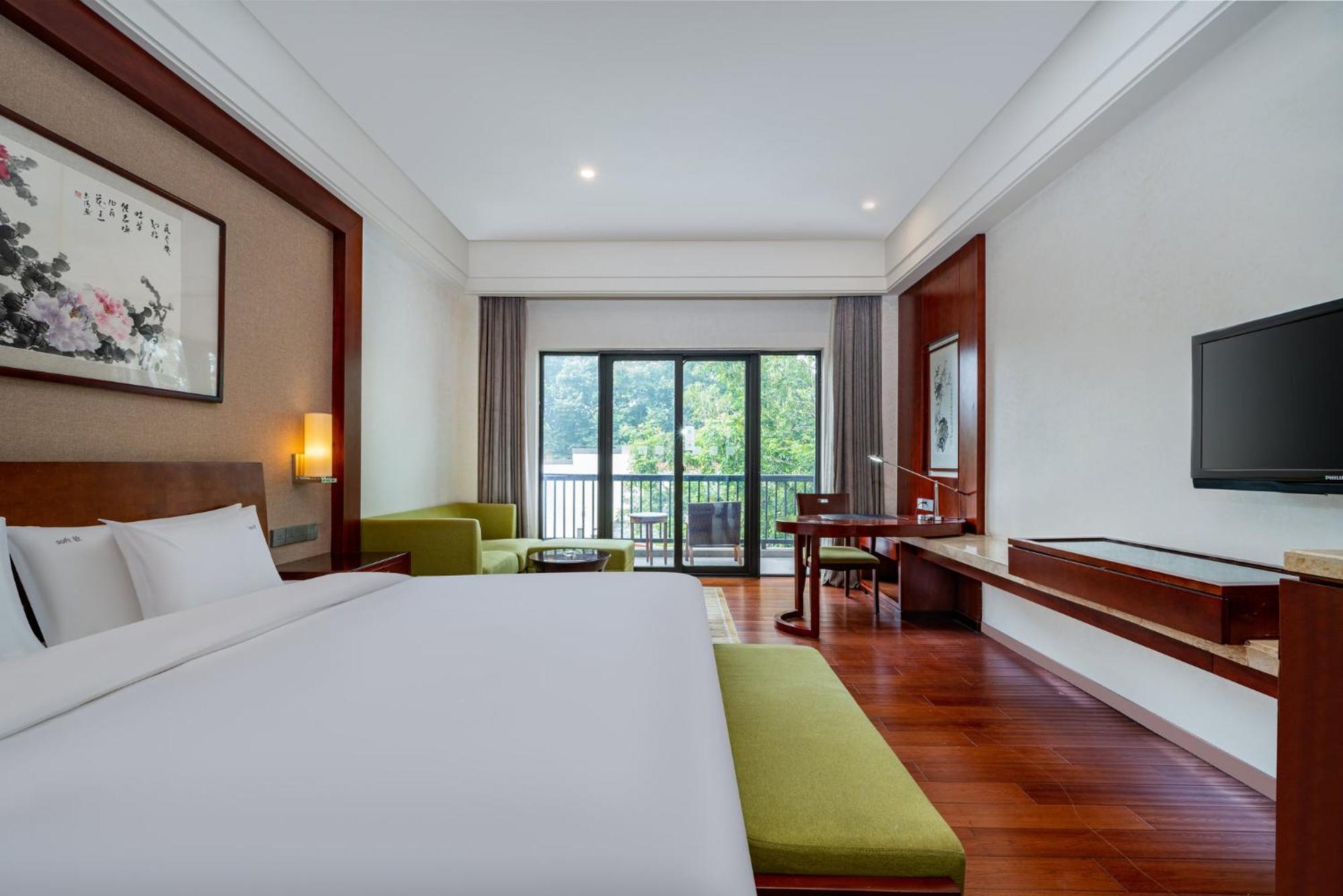 Holiday Inn Resort Chaohu Hot Spring By Ihg Hefei Exterior foto
